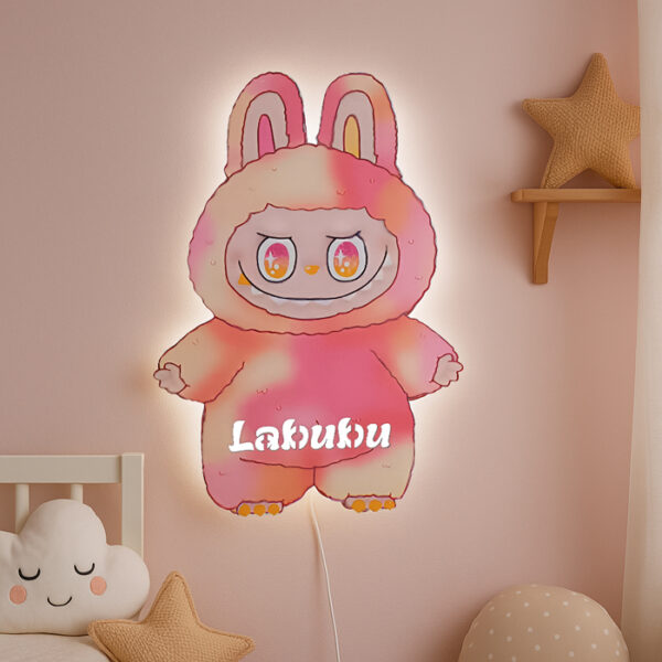 Ξύλινο φωτιστικό LABUBU (35 εκ)